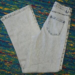 NWOT Blueb. Collection Wide Leg Jeans Light Wash Studded Denim‎ Womens Size XS
